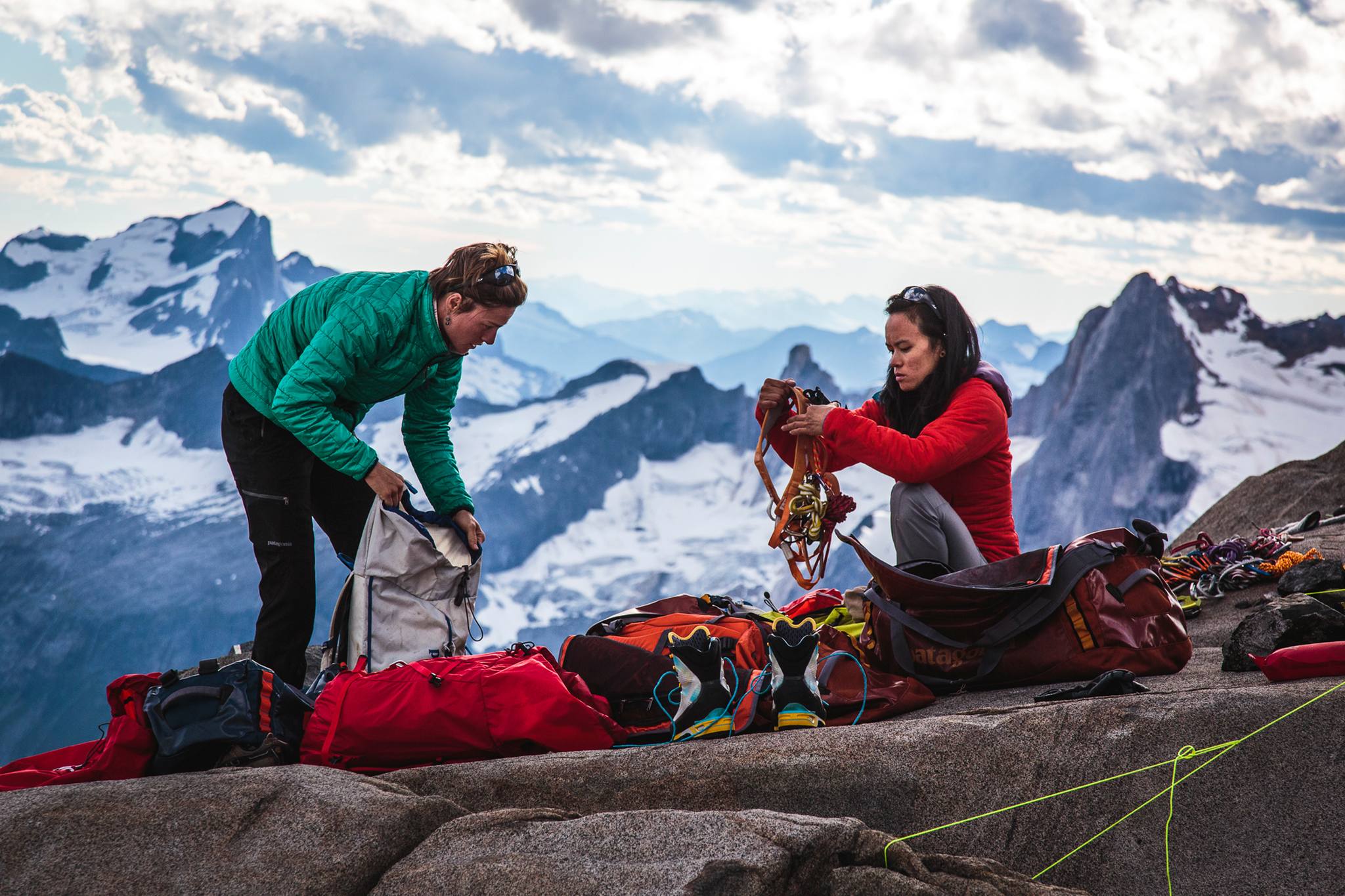 Patagonia Gear Review: High-Performance Apparel for Outdoor Enthusiasts