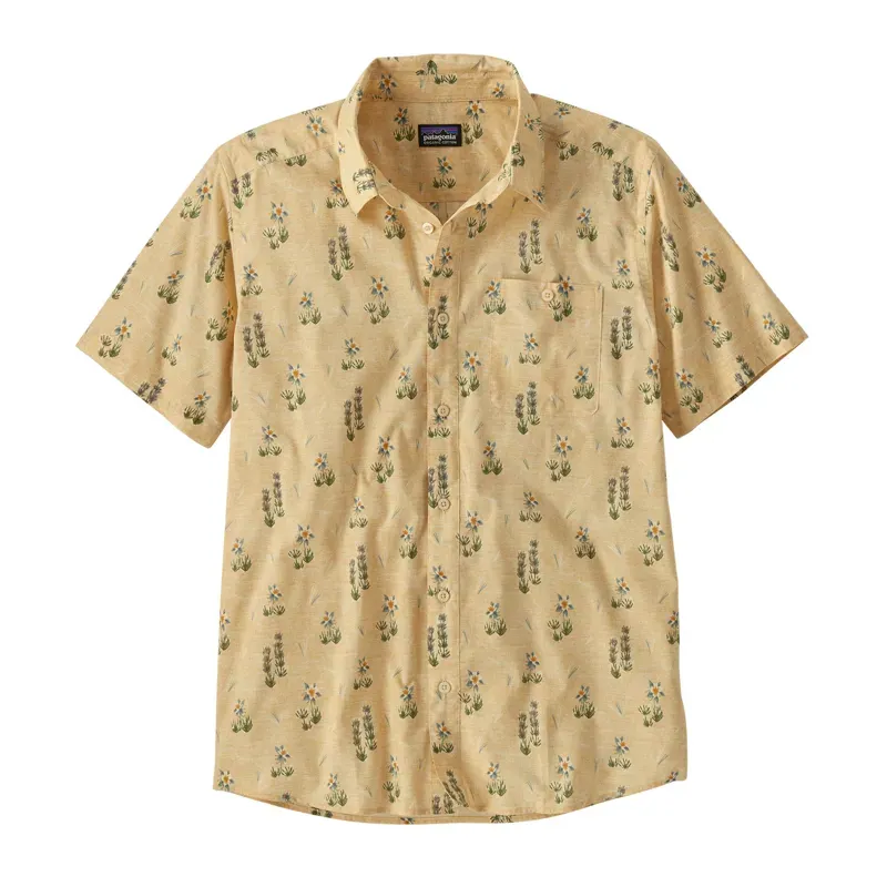 Patagonia Go-To Shirt in Lupine Trail: Beeswax Tan