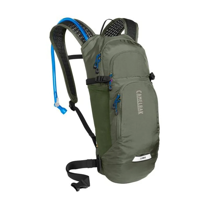 Camelbak Lobo 9 70 oz in Dusty Olive