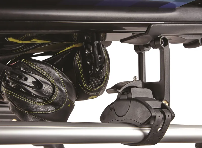 Yakima FatCat EVO 4 Ski and Snowboard Mount-4