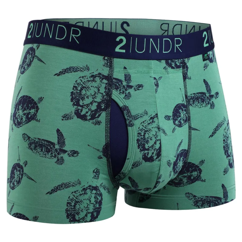 2UNDR Swing Shift 3 Inch Trunk in Turtlenecks