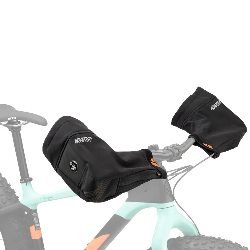 45NRTH Draugenklaw Flat-Bar Pogies-1