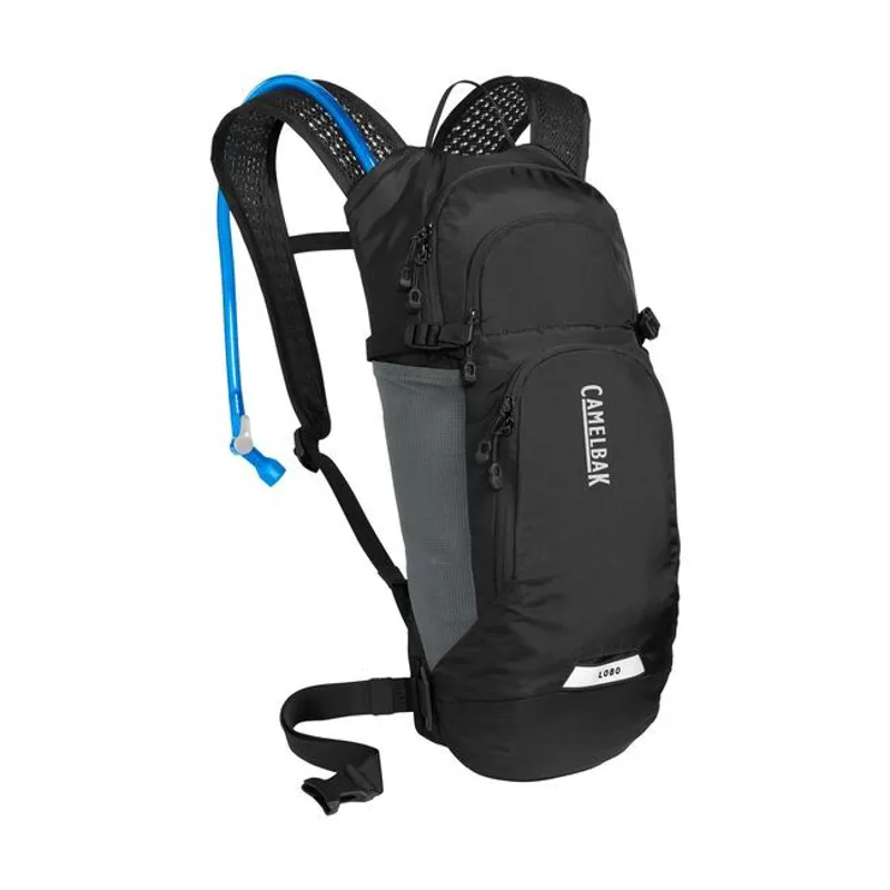 Camelbak Lobo 9 70 oz in Black