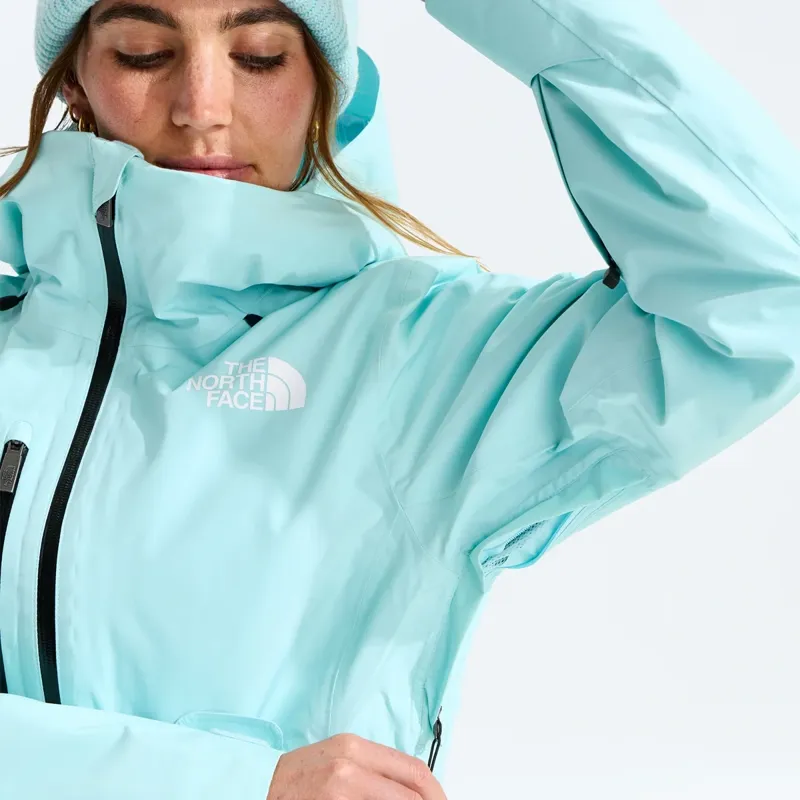 The North Face Women's Descendit Jacket in Glacier-4
