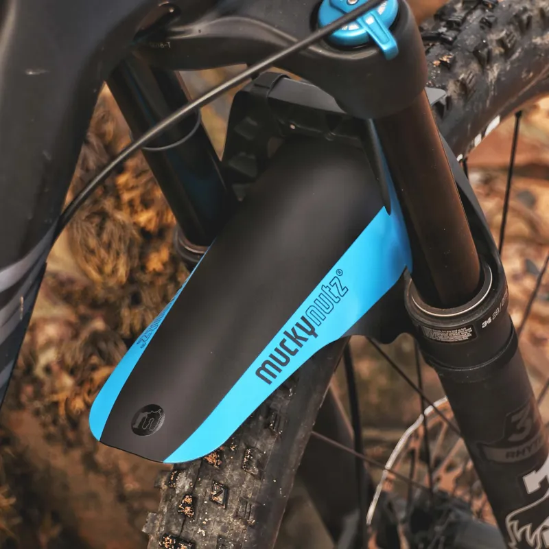 Muckynutz Face Fender Universal Front in Blue-1
