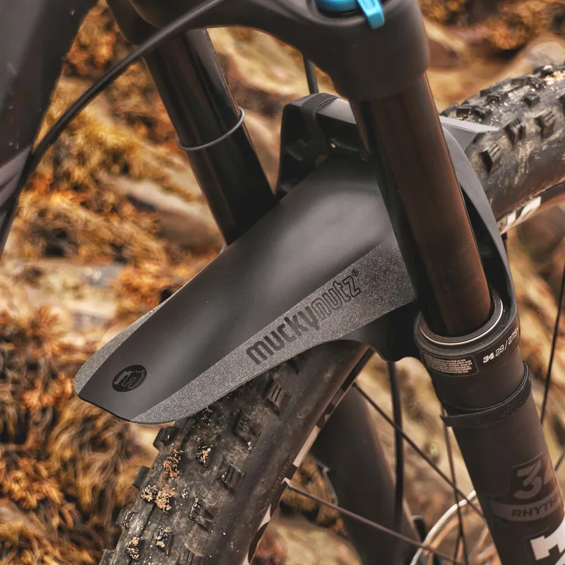 Muckynutz Face Fender Universal Front in Reflective-1
