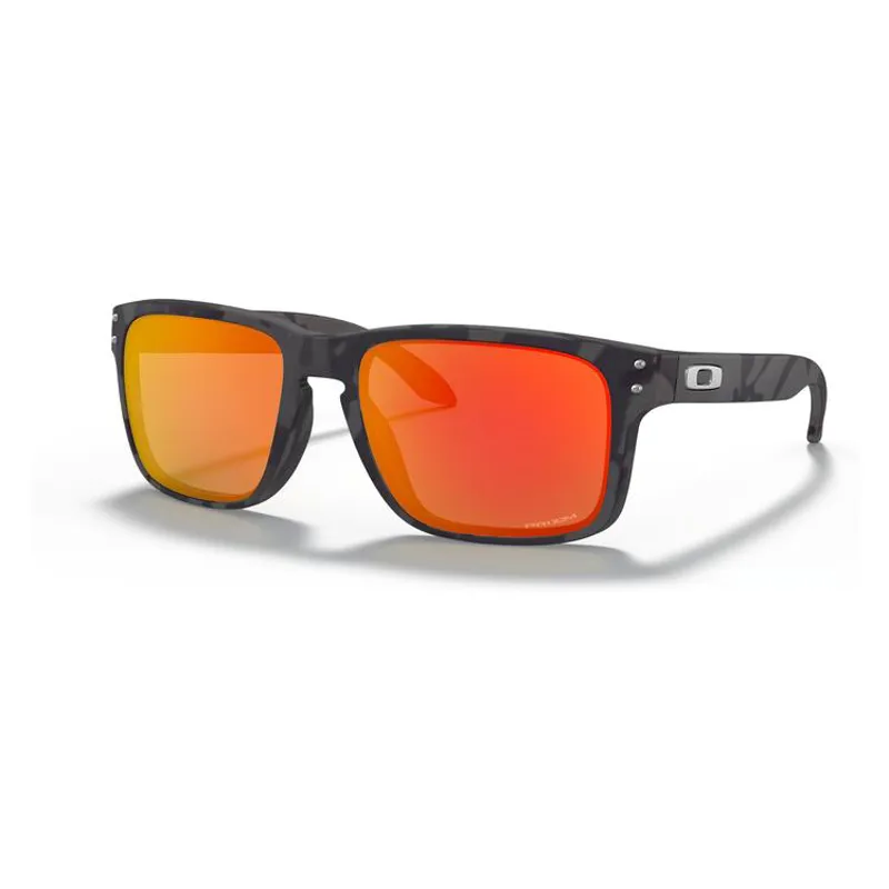 Oakley Holbrook Xl W/Prizm in Black Camo/Ruby