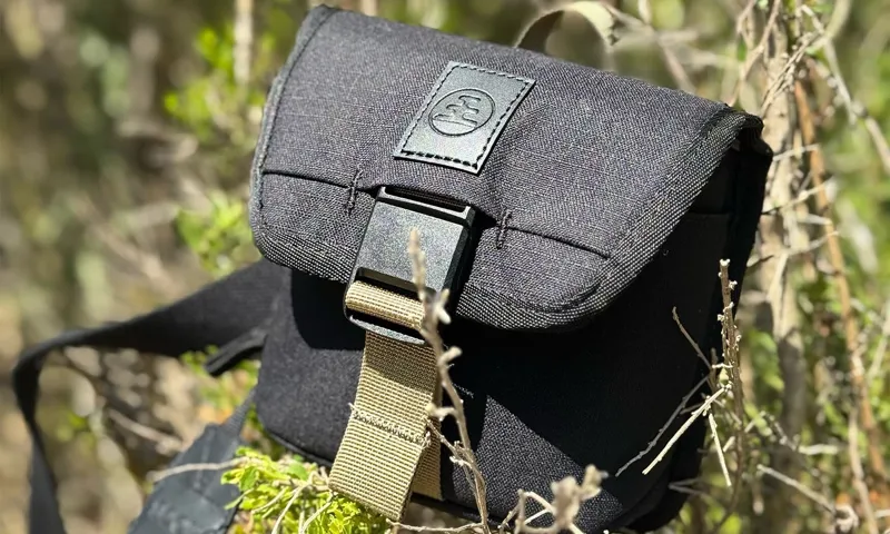 Nocs Standard Issue 25mm Binocular Pouch in Charcoal Black-5