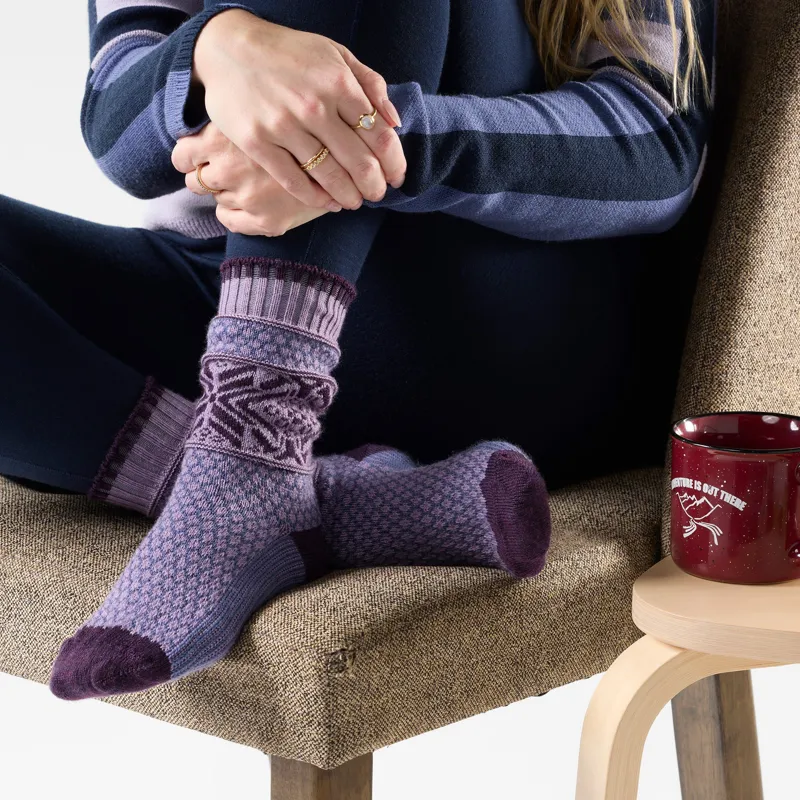 Smartwool Women's Everyday Cozy Popcorn Snowflake Crew Sock Purple Dawn-1