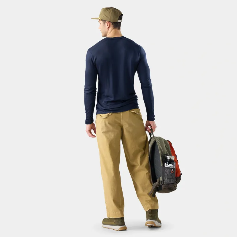 Smartwool Classic All-Season Merino Base Layer Crew in Deep Navy-1