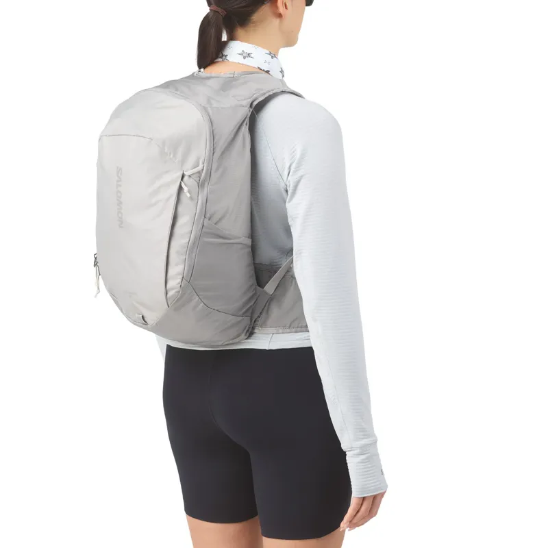 Salomon Trailblazer 20 Backpack in Cloudburst/Paloma/Silver-2