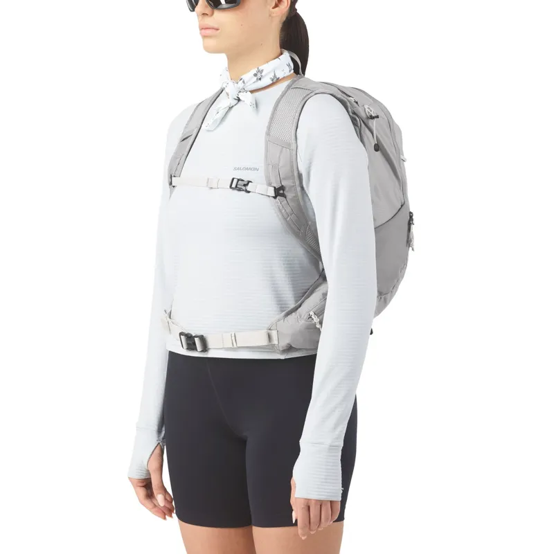 Salomon Trailblazer 20 Backpack in Cloudburst/Paloma/Silver-3