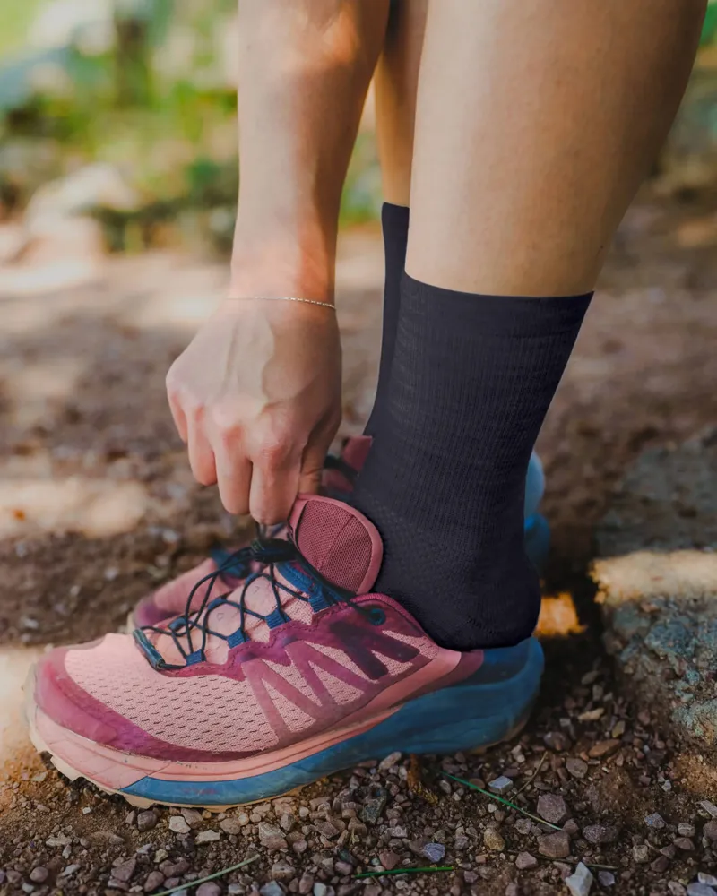 Paka Trail 3/4 Crew Socks in Black-2