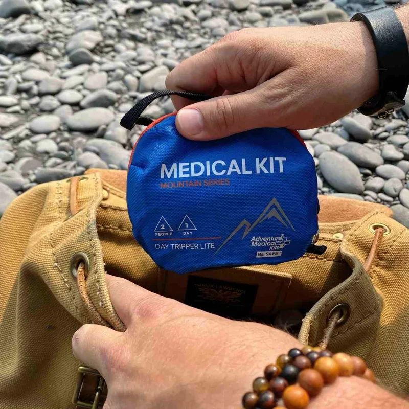 AMK Mountain Series Day Tripper Lite Medical Kit -6