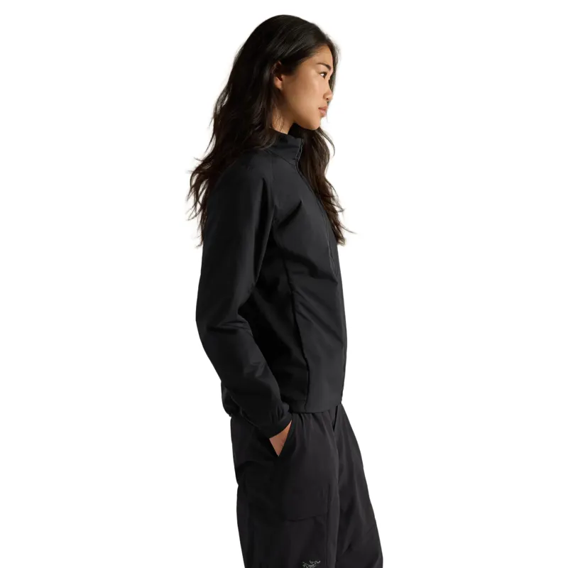 Arc'teryx Women's Atom Jacket in Black-2