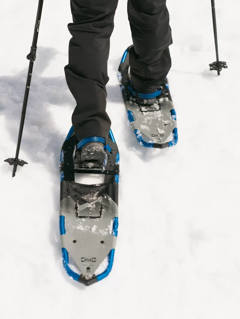 Atlas Access Snowshoe in Blue-6