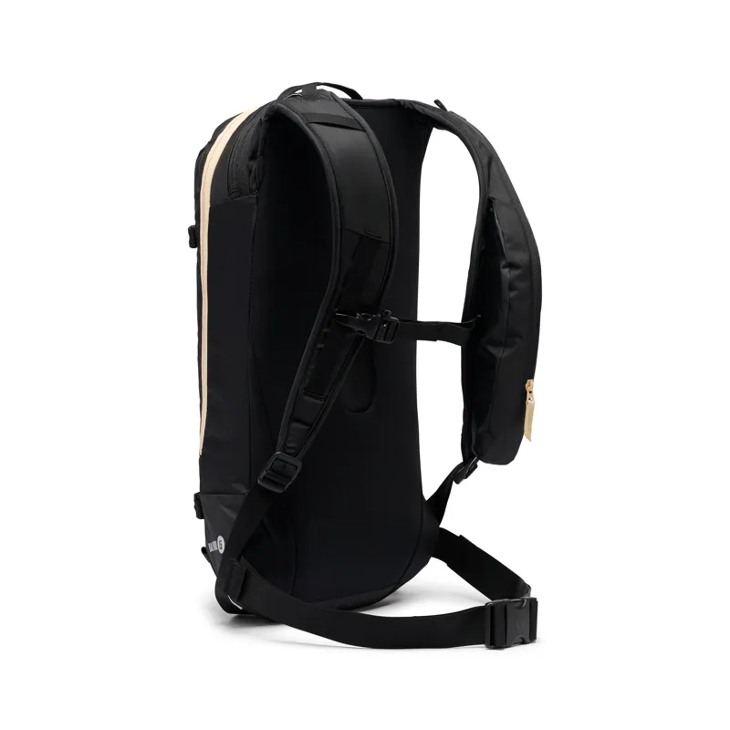 Black Diamond Dawn Patrol 15 Backpack in Black-1