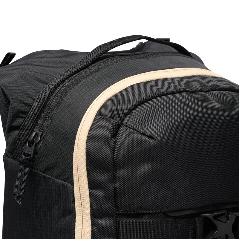 Black Diamond Dawn Patrol 15 Backpack in Black-3