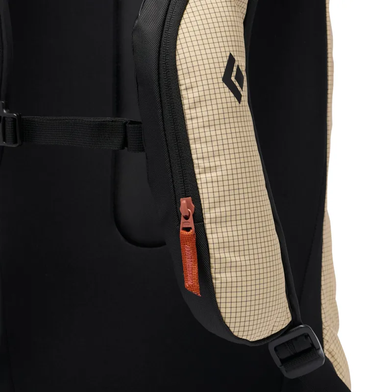 Black Diamond Dawn Patrol 15 Backpack in White Oak-2