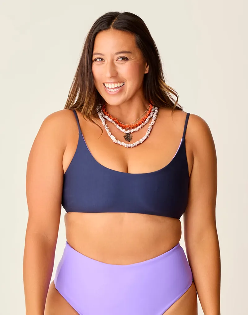 Carve Designs Escondido Compression Reversible Top in Navy and Aster-1