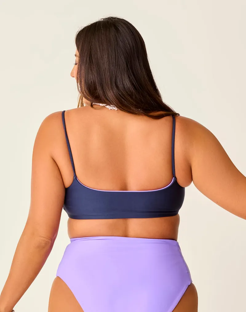 Carve Designs Escondido Compression Reversible Top in Navy and Aster-2