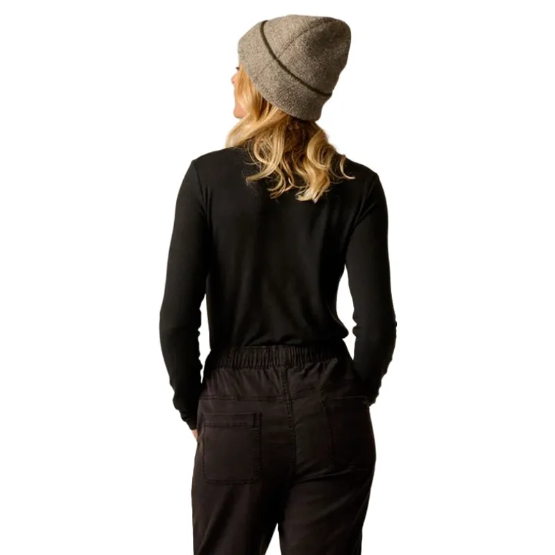 Carve Designs Lea Tissue Turtleneck in Black-1