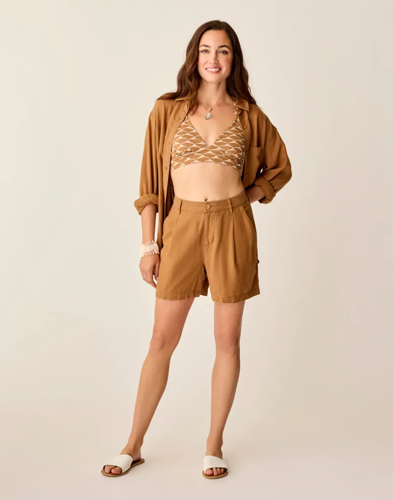 Carve Designs Suki Linen Short in Rum Chambray