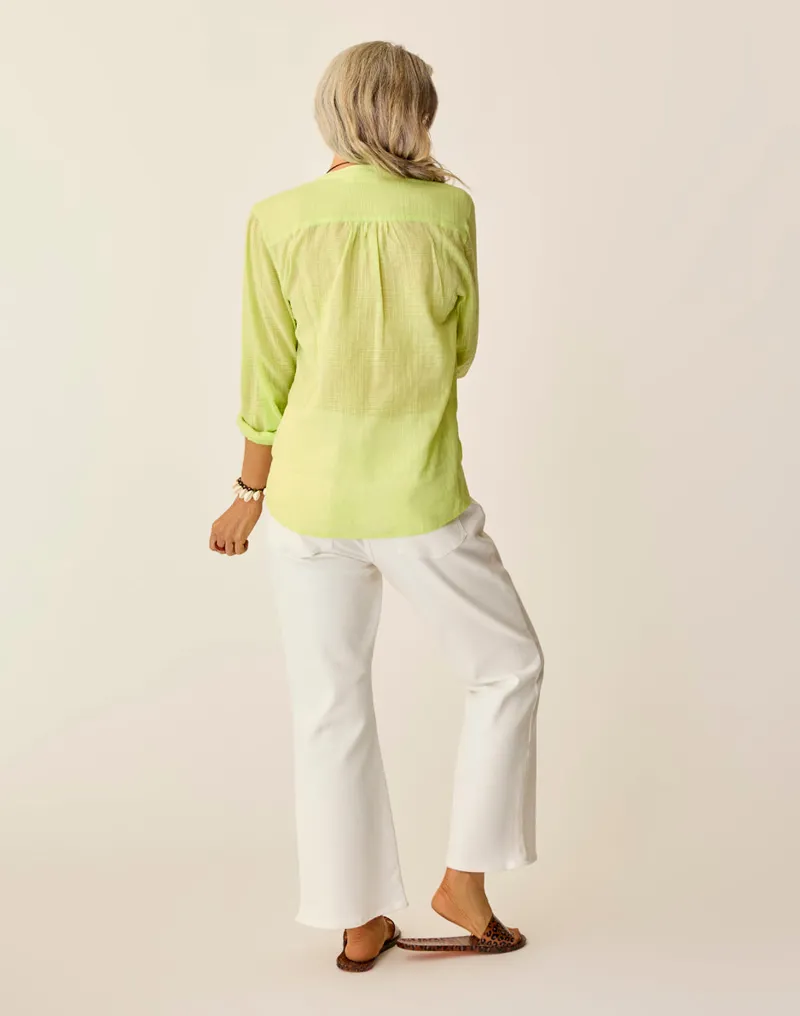 Carve Designs Sylvie Crop Flare in White-2