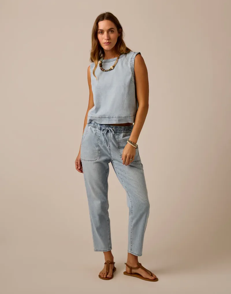 Carve Designs Women's Zoe Lightweight Denim Pant in Savannah-1