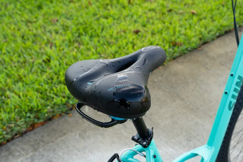 Cloud-9 Metroline Airflow Memory Foam Saddle 255mm x 220mm in Black-2