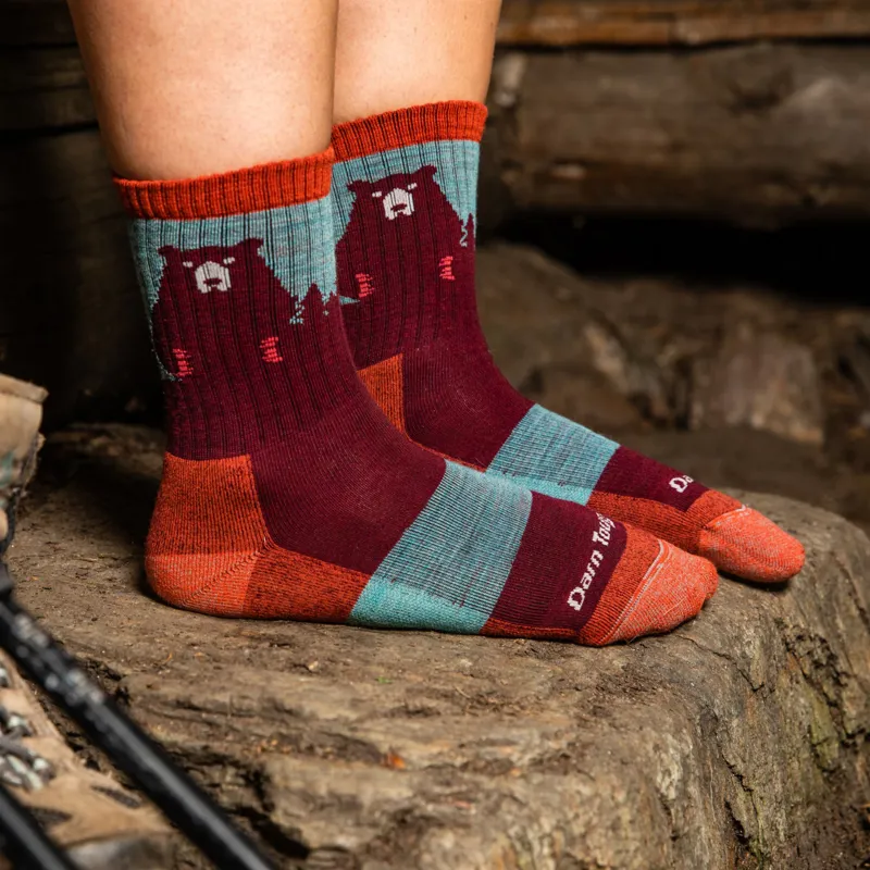Darn Tough Women's Bear Town Lightweight Hiking Socks in Burgundy-1