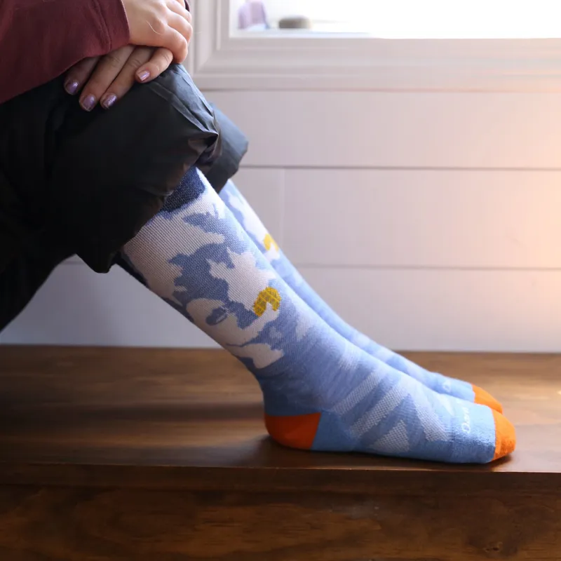 Darn Tough Kid's Little Yeti OTC MW Ski and Snowboard Sock in Midnight-2