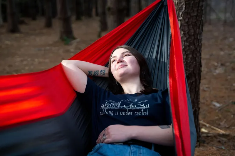 Eno SingleNest Hammock in Charcoal and Red-4