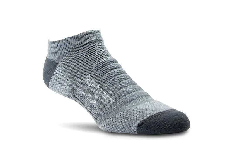 Farm To Feet Damascus Trail Light Cushion 1/4 Crew in Charcoal