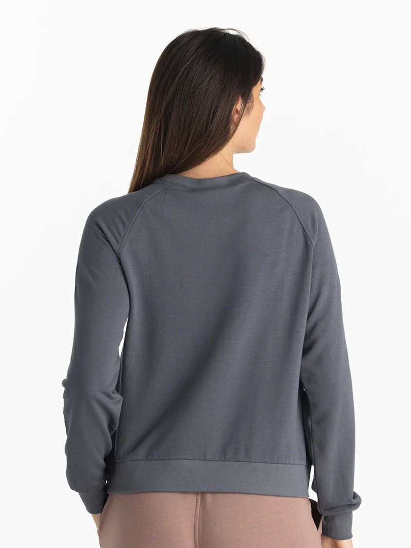 Free Fly Women's Bamboo Lightweight Fleece Crew in Storm Cloud-1