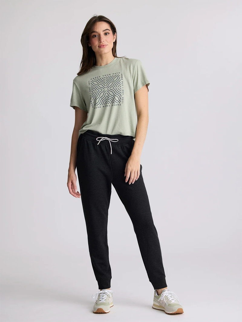 Free Fly Women's Bamboo Lightweight Fleece Jogger in Heather Black-1