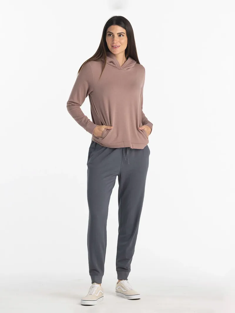 Free Fly Women's Bamboo Lightweight Fleece Jogger in Storm Cloud-1