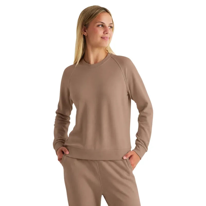 Free Fly Women's Bamboo Lightweight Fleece Crew in Fossil