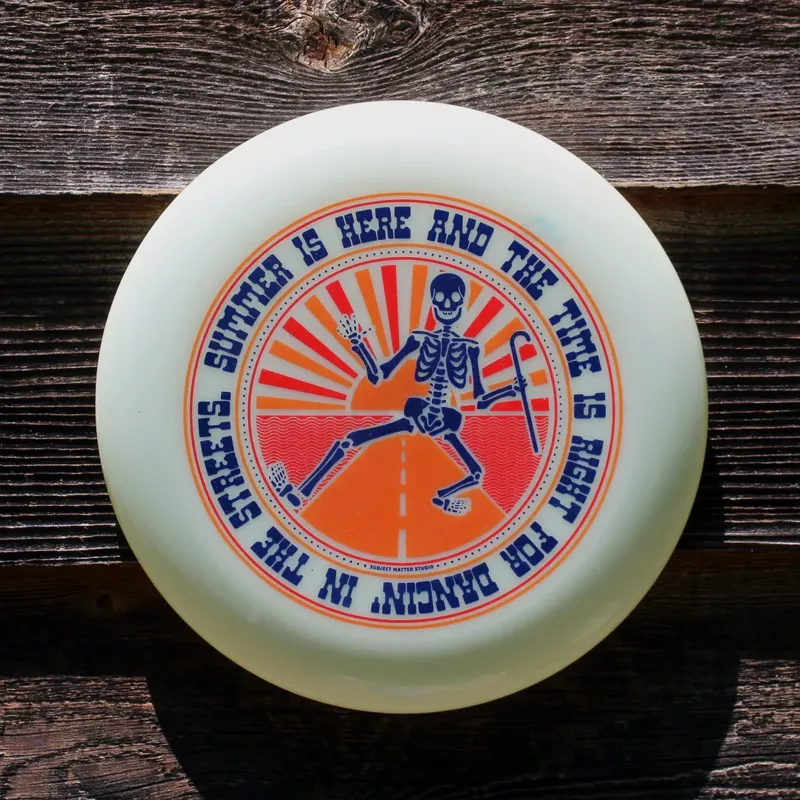 Funn and Frolic Flying Disc Dancin