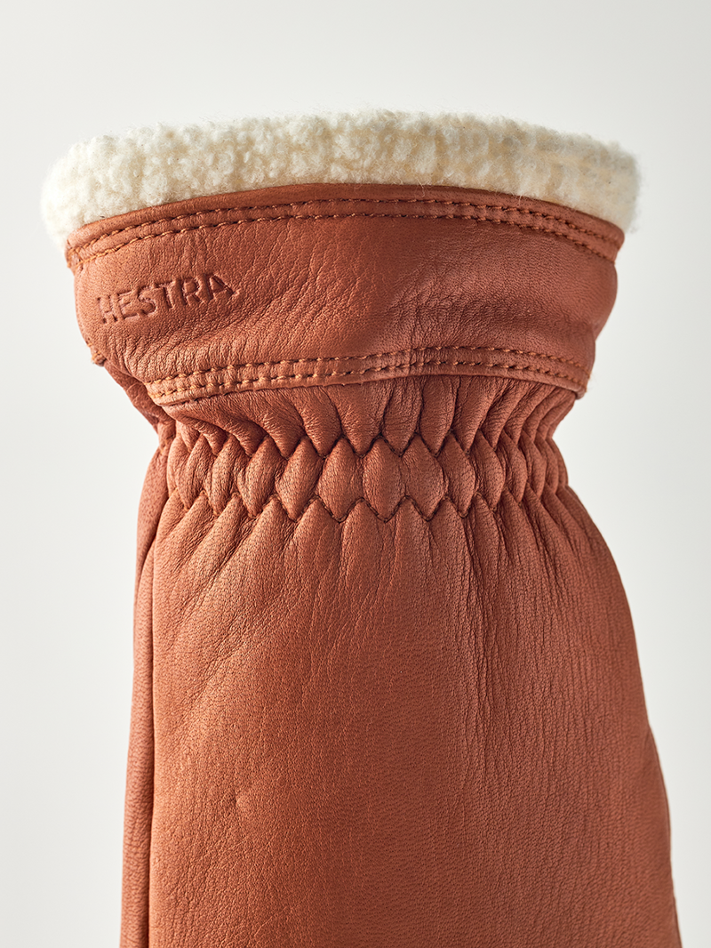 Hestra Women's Boda Mitt in Cork-3