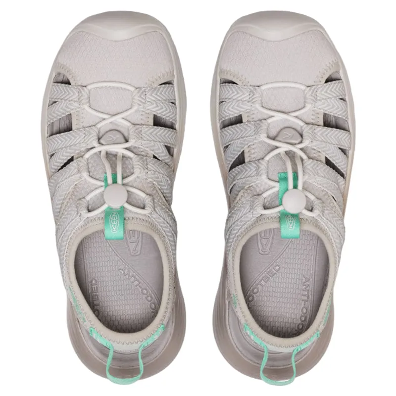 Keen Women's Whisper Lite Sandal in Vapor/Cabbage-3