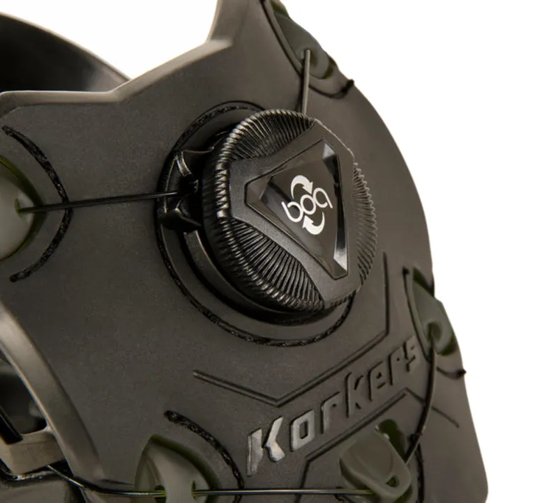 Korkers Ice Commuter Cleats in Black/Green-5