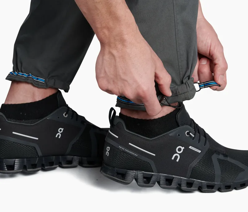 Kuhl Resistor Lite Chino Klassik in Carbon-7