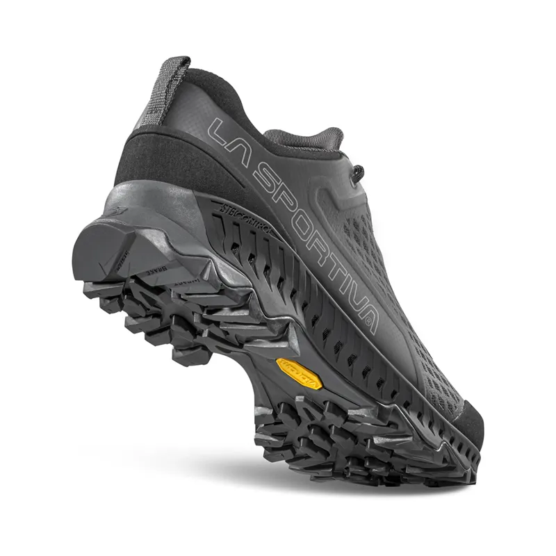 La Sportiva Spire GTX Shoe in Black/Carbon-2