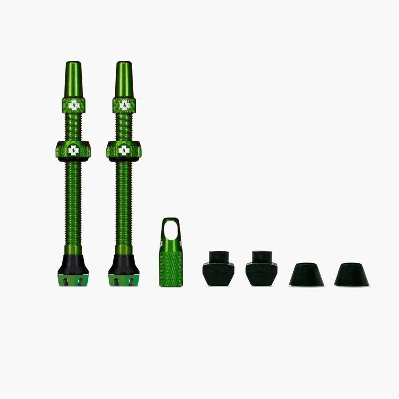 Muc-Off V2 Tubeless Valve Kit 44mm Pair in Green