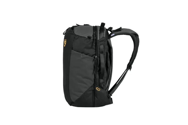 Nemo Vantage 40L Endless Promise Everyday Adventure Daypack in Black-2