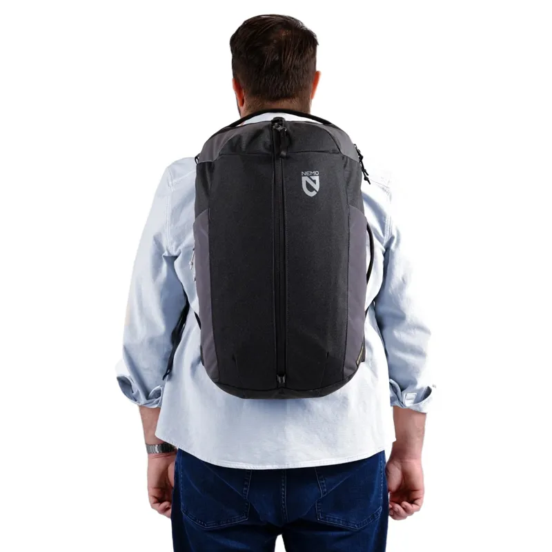Nemo Vantage 40L Endless Promise Travel Pack in Black-6