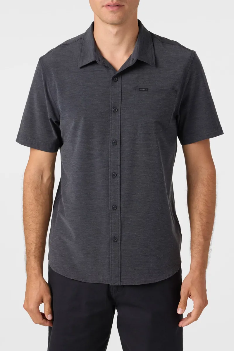 O'Neill Clothing TRVLR UPF Traverse Relaxed Short Sleeve Shirt in Black-1