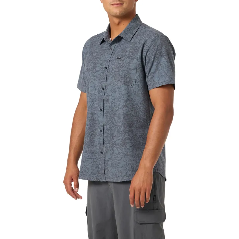 O'Neill Clothing UPF Slub Standard SS Woven Shirt in Dark Shadow-2