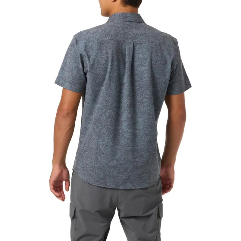 O'Neill Clothing UPF Slub Standard SS Woven Shirt in Dark Shadow-3